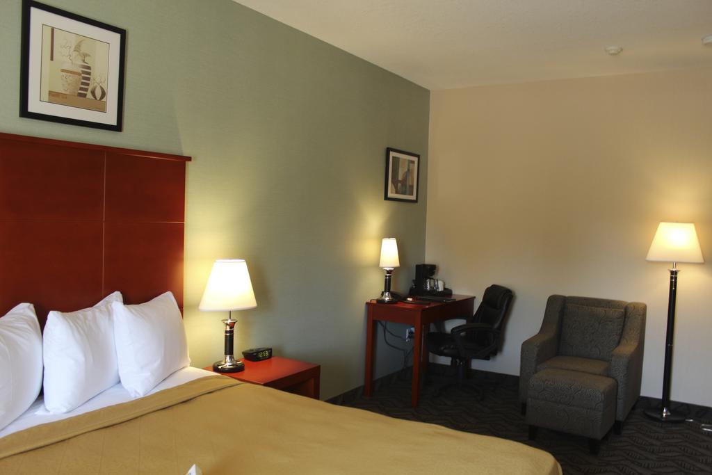 Quality Inn Southampton Quarto foto